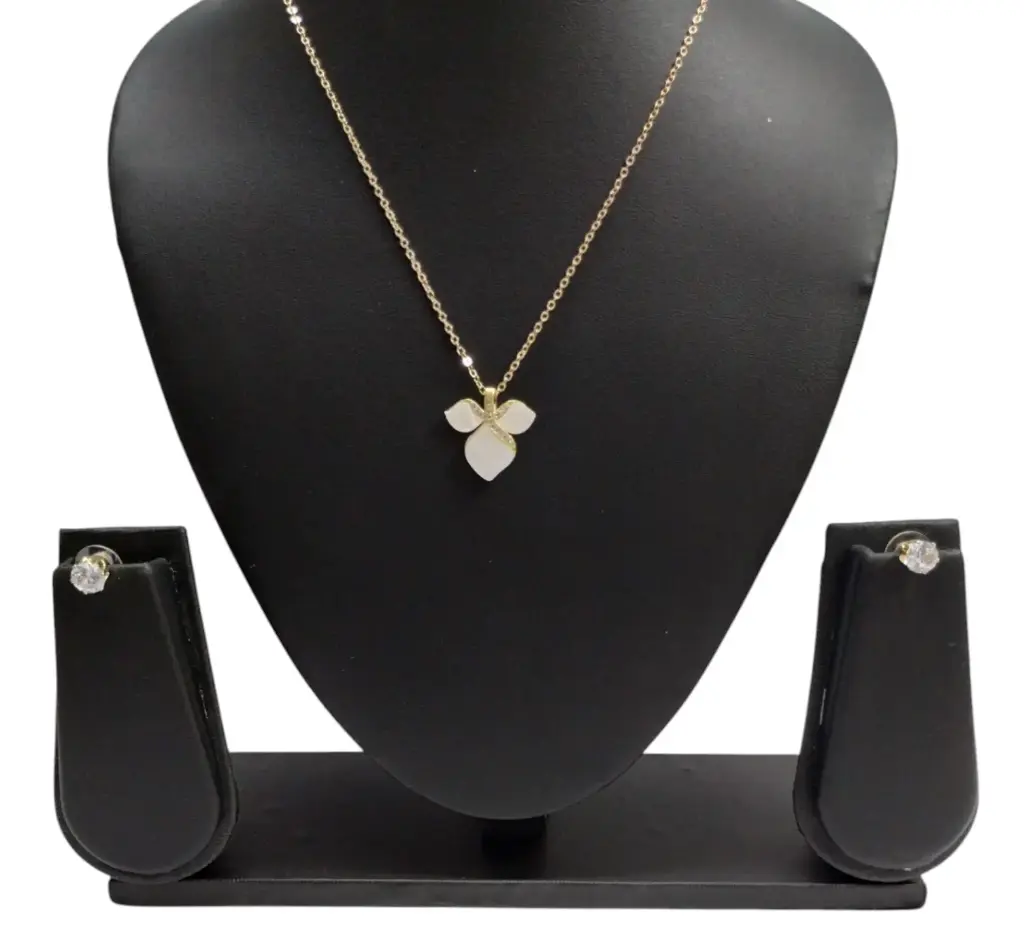 Floral Glow Pendant Set
