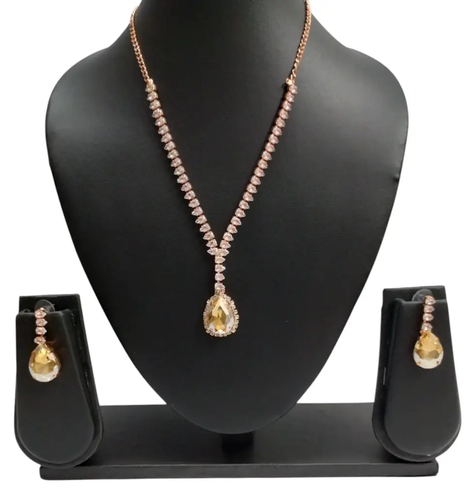 Golden Teardrop Sparkle Set ✨