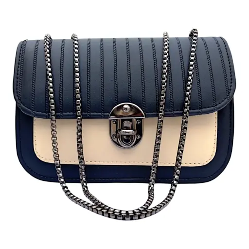 Elegant Top-Handle Handbag with Metallic Embellishment 👜 