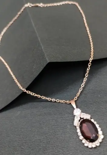 Royal Oval Pendant Necklace