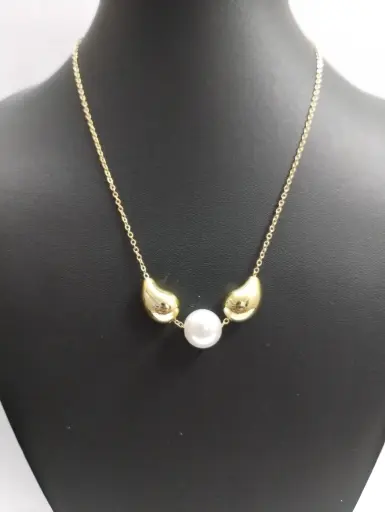 Sculpted Pinwheel Pendant Necklace 🌼🌟