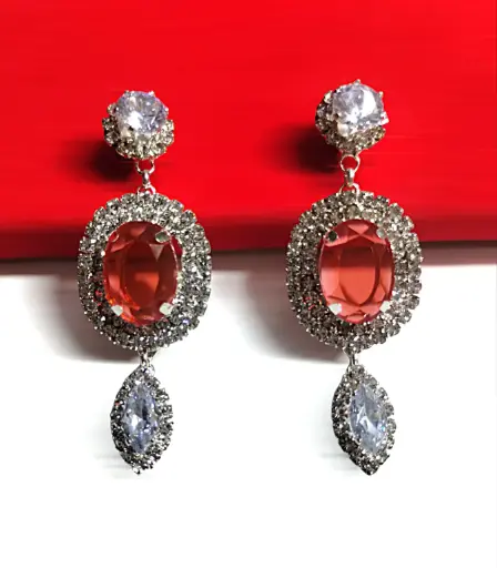Grand Oval Drop Earrings ✨💫