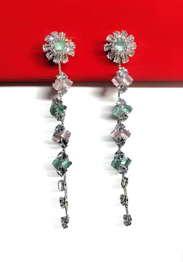 [KLE028] Pastel Crystal Burst Long Drop Earrings 🌈