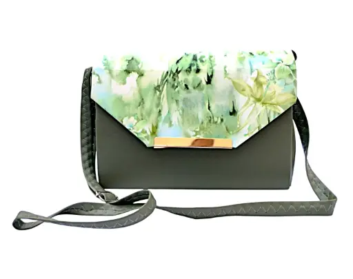 Abstract Floral Barrel Crossbody Bag 🌸🎒